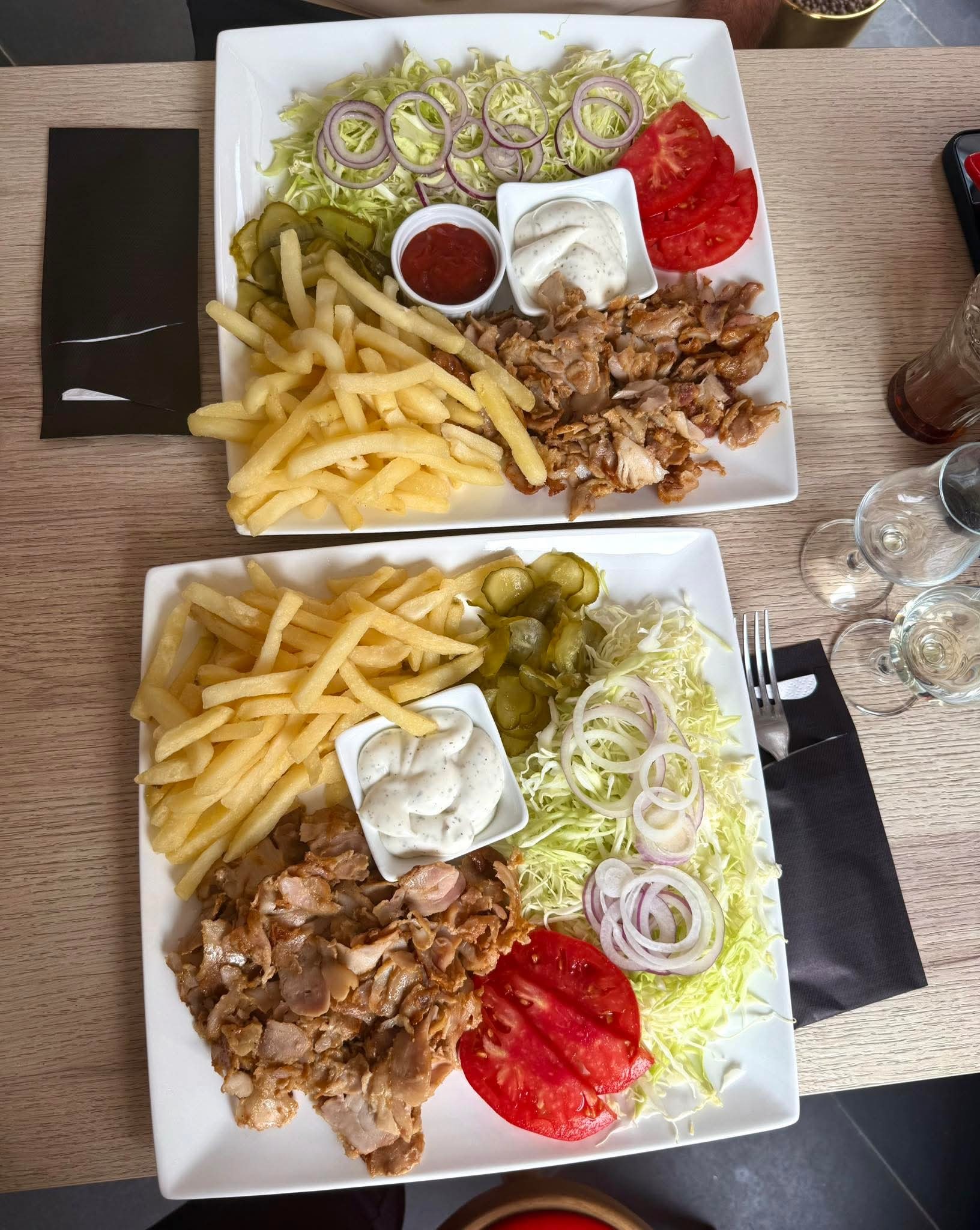 SCHOTEL GROOT KIP / RUNDVLEES / MIX (MARE LA FARFURIE)
